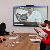 Feel-Photo HOCHWERTIGE PORTRAIT-, BUSINESS- & EVENTFOTOGRAFIE AUS EINER HAND! 077