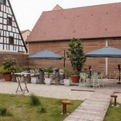 Feel-Photo HOCHWERTIGE PORTRAIT-, BUSINESS- & EVENTFOTOGRAFIE AUS EINER HAND! 012