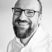 Feel-Photo HOCHWERTIGE PORTRAIT-, BUSINESS- & EVENTFOTOGRAFIE AUS EINER HAND! 003