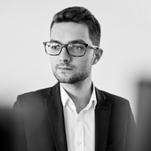 Feel-Photo HOCHWERTIGE PORTRAIT-, BUSINESS- & EVENTFOTOGRAFIE AUS EINER HAND! 036