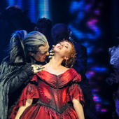 Feel-Photo HOCHWERTIGE PORTRAIT-, BUSINESS- & EVENTFOTOGRAFIE AUS EINER HAND! 095